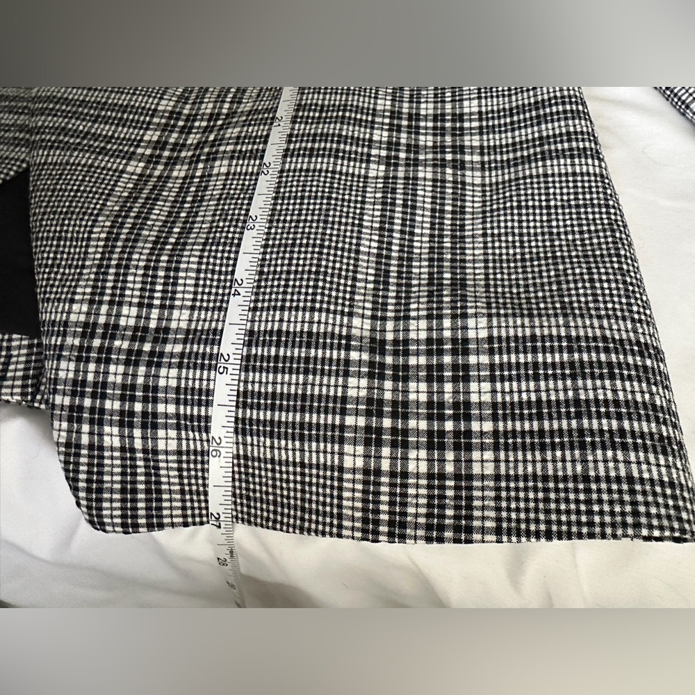 Maison D'Amélie Black and White Plaid Blazer Medium - Picture 8 of 8